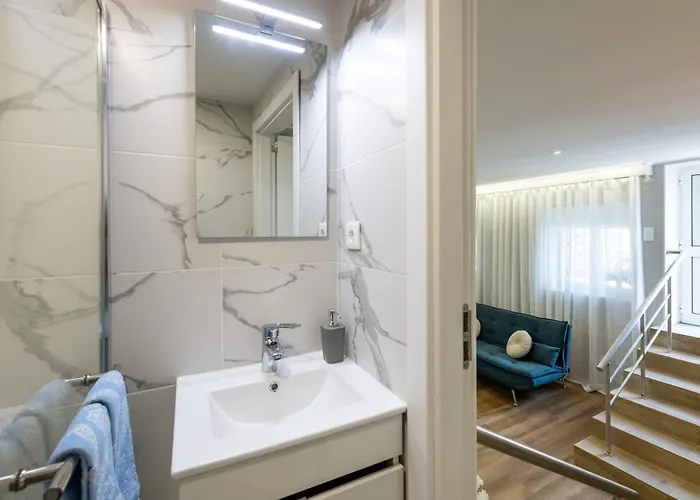 Million Dreams Porto Apartmán *